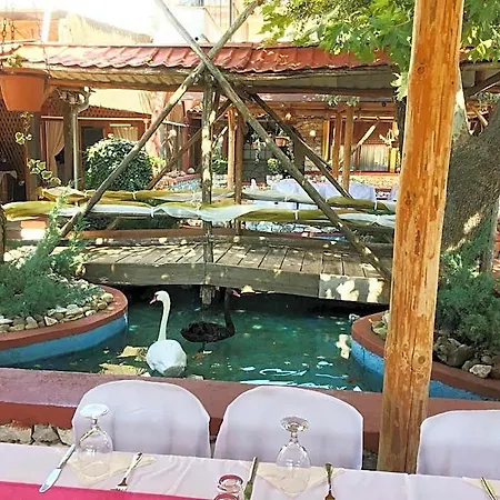 Hotel Lydia 2*